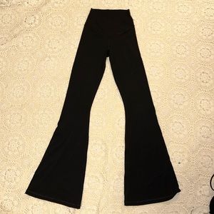 Aerie OFFLINE Crossover High Waist Flared Leggings